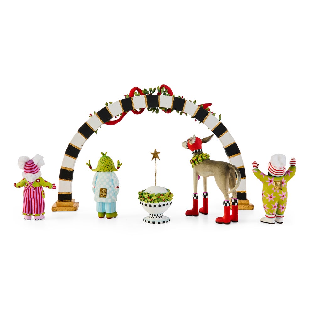 Patience Brewster Caroler Figure