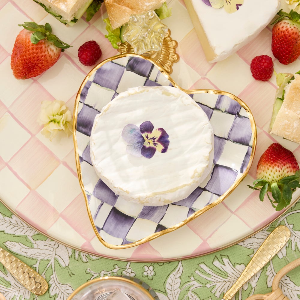 Check Fluted Ceramic Heart Plate