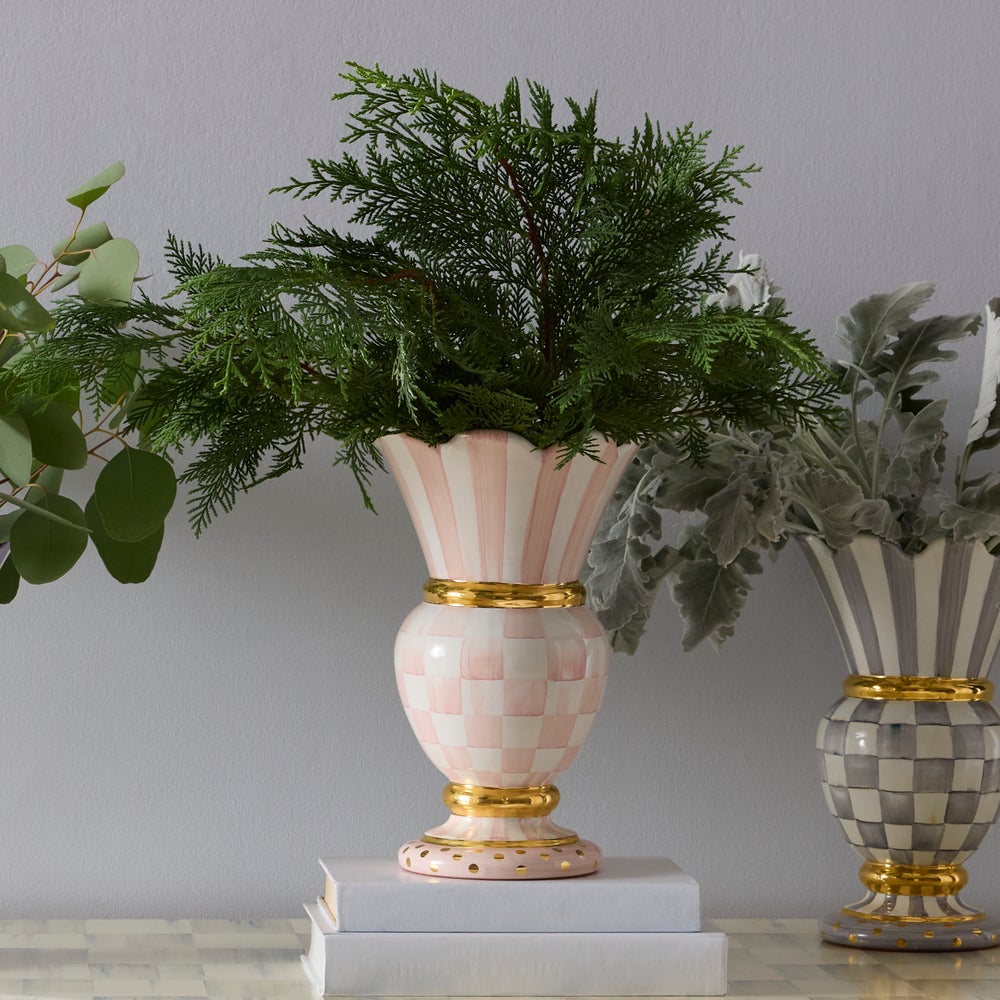 Check Great Vase