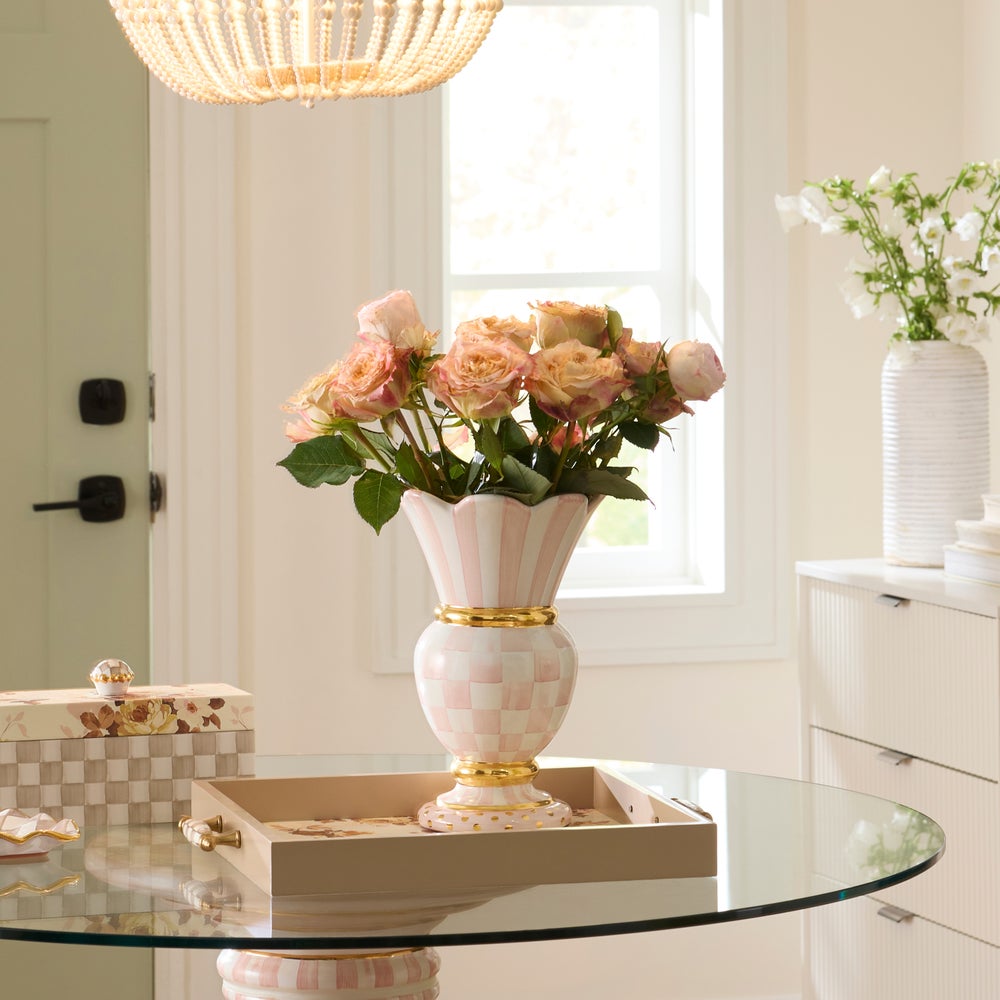 Check Great Vase