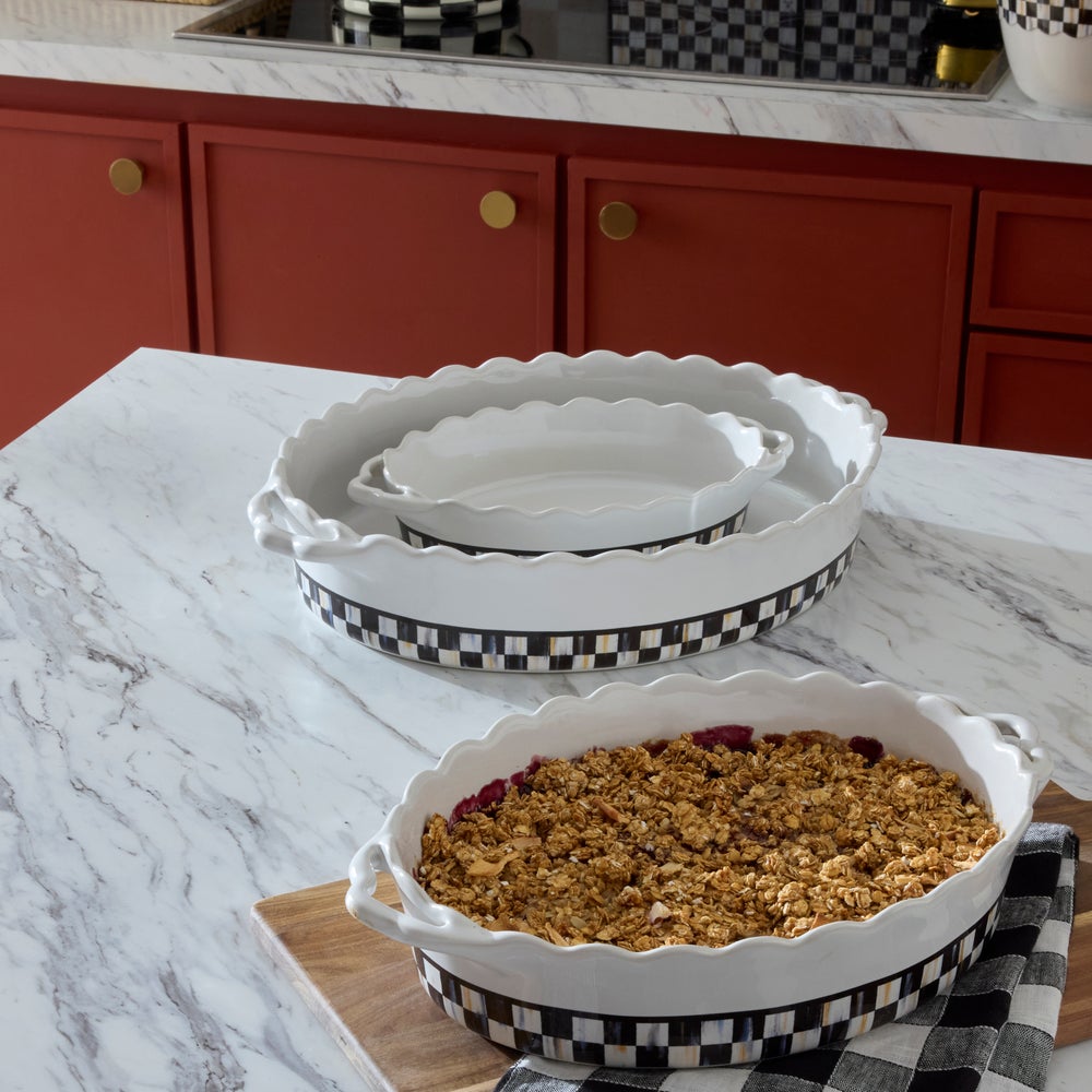 Check Everyday Oval Baker