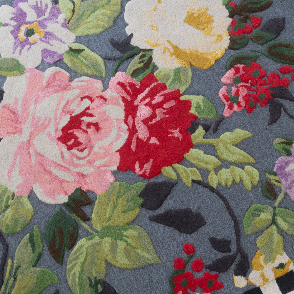 Tudor Rose 8' x 10' Rug