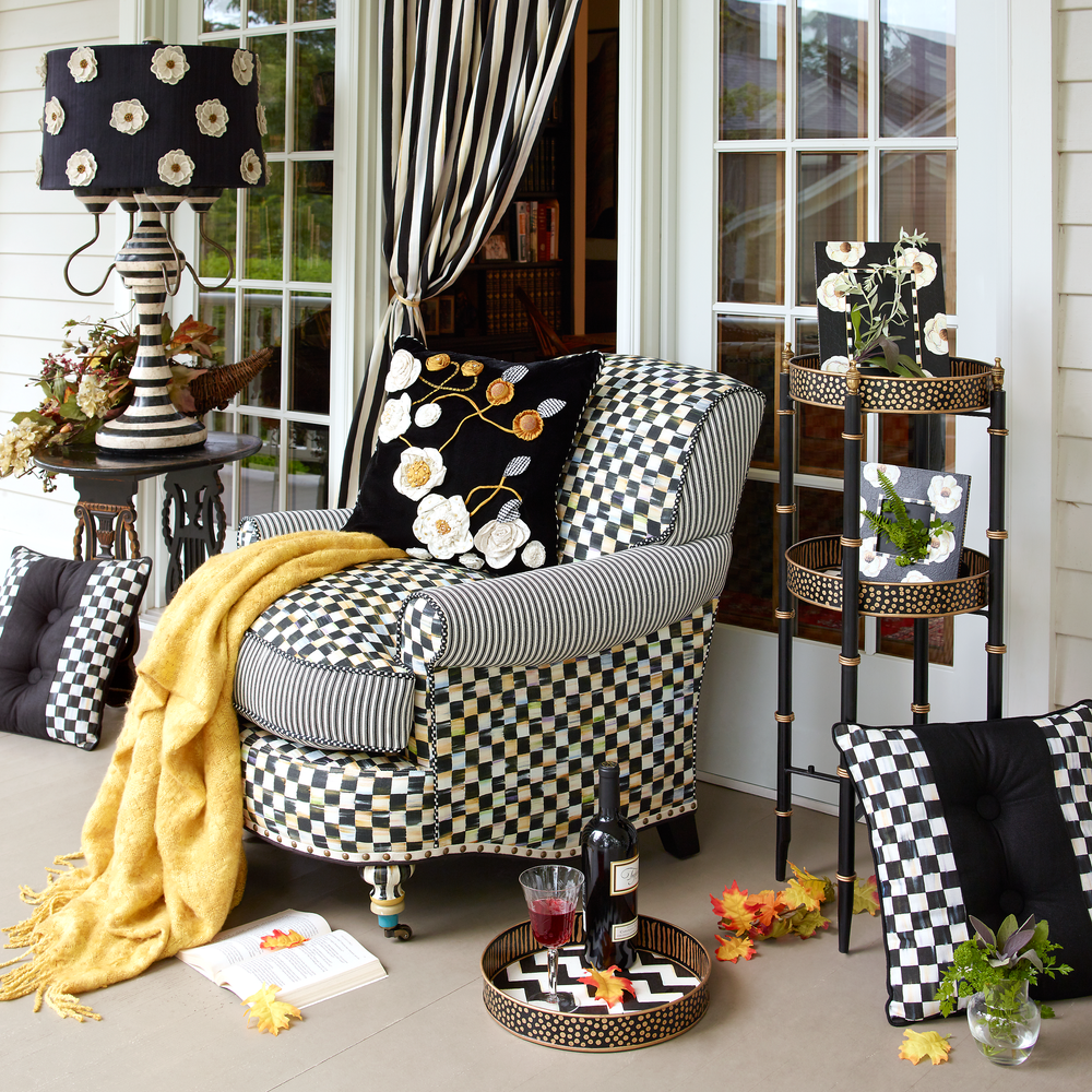 Courtly Stripe Curtain Panel
