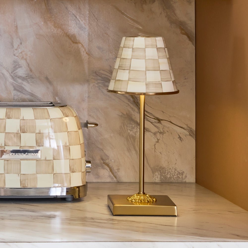 Enamel Check LED Cafe Table Lamp